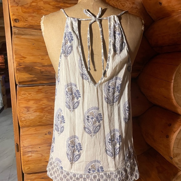O'Neill Cream and Blue Paisley Camisole - Picture 4 of 5